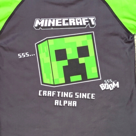 NWT Minecraft Kids (XS/4-5) UPF 50 Rashguard Beach Pool Sun Swim Shirt/Top - Picture 2 of 10